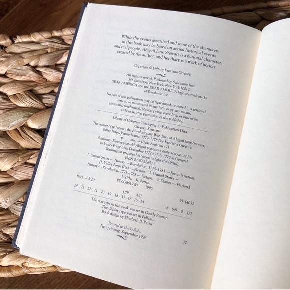 Dear America: The Winter of Red Snow: The Revolutionary War Diary of Abigail J. - Picture 7 of 7